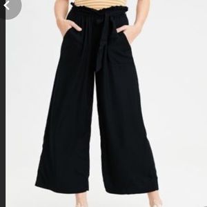 AE High waisted Paper-bag Wide Leg Pants